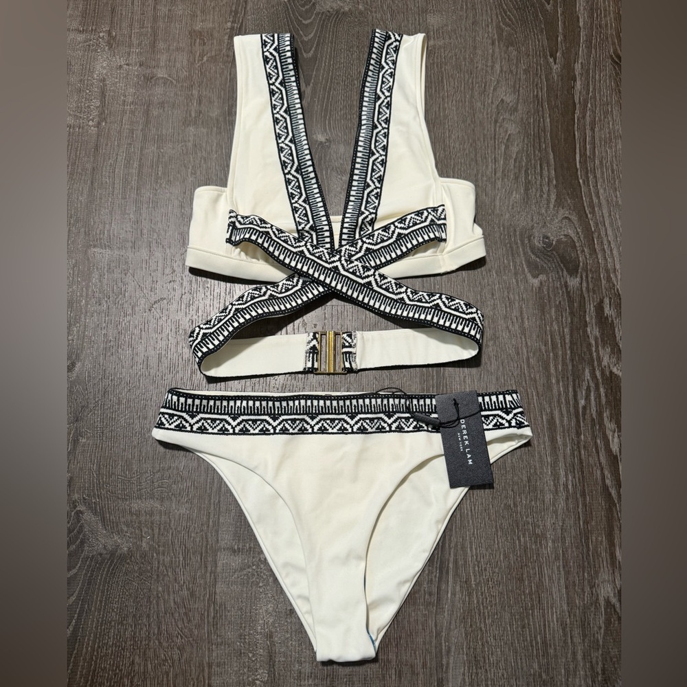 DEREK LAM***White Wrap-Around Bikini***I 40; F36; Small $895 NWT